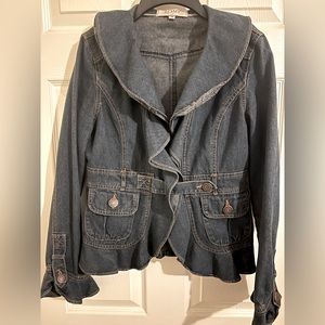 🚨Price drop 🚨 Adorable Romy denim ruffle jacket